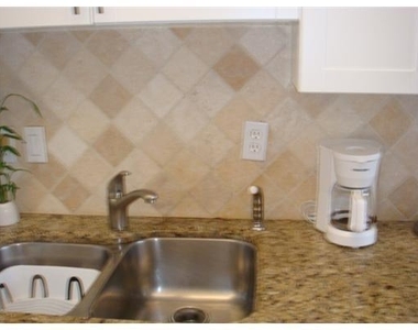 1405 Bridgewood Drive - Photo Thumbnail 13