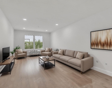 74 Broadway - Photo Thumbnail 8