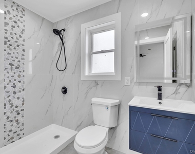 74 Broadway - Photo Thumbnail 7