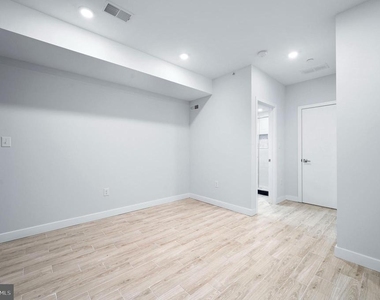 2249 N Franklin Street - Photo Thumbnail 13