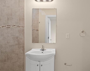 1813 N 18th Street - Photo Thumbnail 14