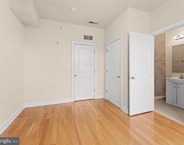 1813 N 18th Street - Photo Thumbnail 12