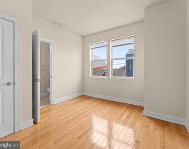 1813 N 18th Street - Photo Thumbnail 13