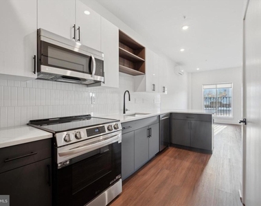 501 Washington Lane - Photo Thumbnail 14
