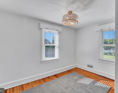 222 Berlin Road N - Photo Thumbnail 17