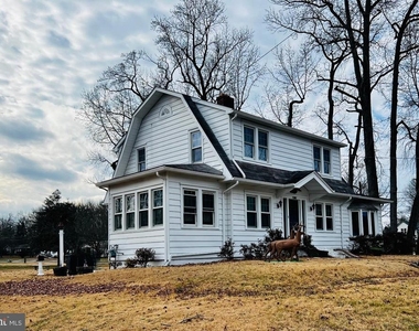 222 Berlin Road N - Photo Thumbnail 1