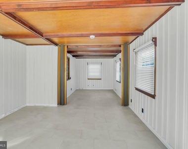 222 Berlin Road N - Photo Thumbnail 27