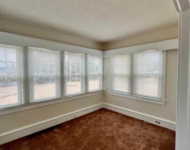 222 Berlin Road N - Photo Thumbnail 12