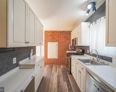 2303 Pinneberg Avenue - Photo Thumbnail 15