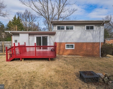 2303 Pinneberg Avenue - Photo Thumbnail 43