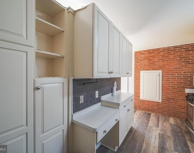 2303 Pinneberg Avenue - Photo Thumbnail 17