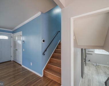 2303 Pinneberg Avenue - Photo Thumbnail 8
