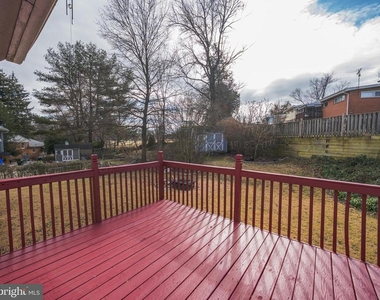 2303 Pinneberg Avenue - Photo Thumbnail 47