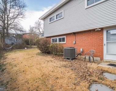 2303 Pinneberg Avenue - Photo Thumbnail 50