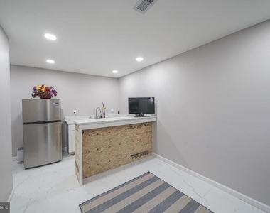 2303 Pinneberg Avenue - Photo Thumbnail 36