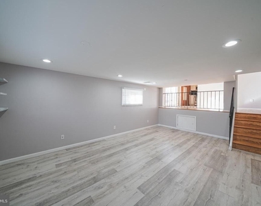 2303 Pinneberg Avenue - Photo Thumbnail 27