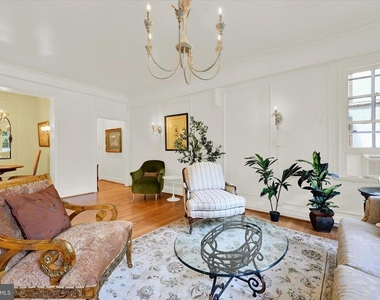 6 Upland Road - Photo Thumbnail 9