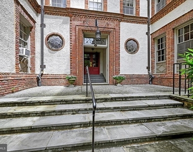 6 Upland Road - Photo Thumbnail 4