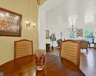 6 Upland Road - Photo Thumbnail 11