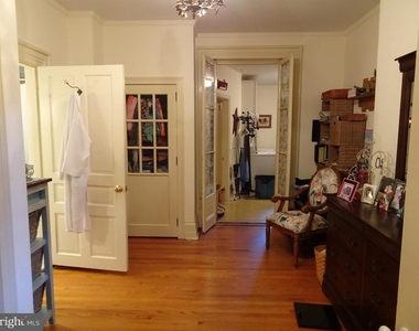 411 Delaware Street - Photo Thumbnail 8