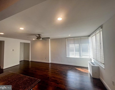 1727 Massachusetts Avenue Nw - Photo Thumbnail 5