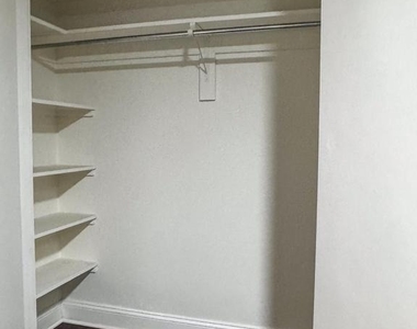 1727 Massachusetts Avenue Nw - Photo Thumbnail 12