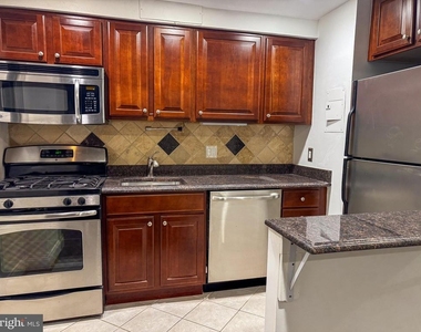 1727 Massachusetts Avenue Nw - Photo Thumbnail 1