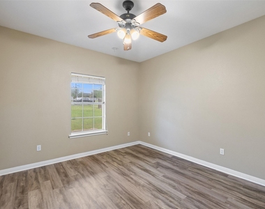 1301 S Quinlan Park Rd - Photo Thumbnail 15