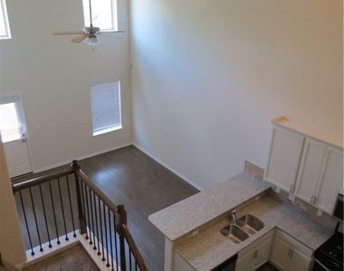 2304 S Lakeline Blvd - Photo Thumbnail 26