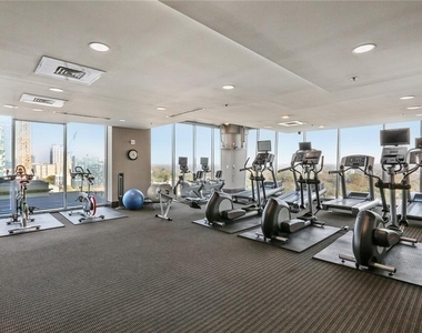 855 Peachtree Street Ne - Photo Thumbnail 24