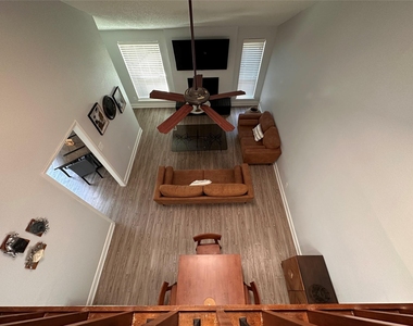 13821 Hollowgreen Drive - Photo Thumbnail 3