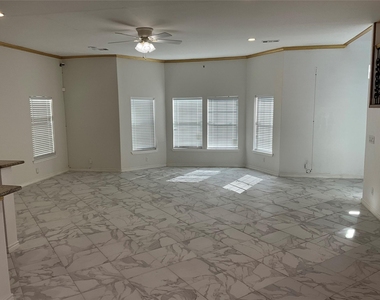 7834 Wolfield Lane - Photo Thumbnail 3