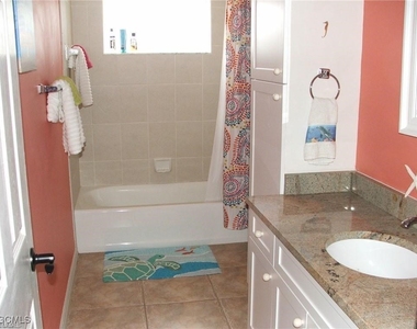 613 Se 21st Street - Photo Thumbnail 10