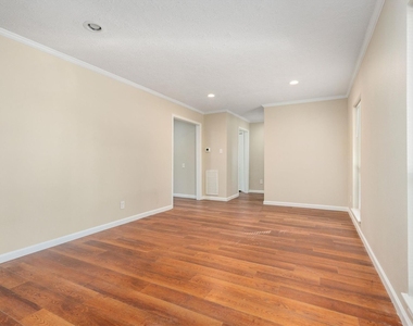 20361 Fieldtree Drive - Photo Thumbnail 17