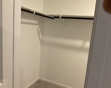 1627 Birch Wood Drive - Photo Thumbnail 10