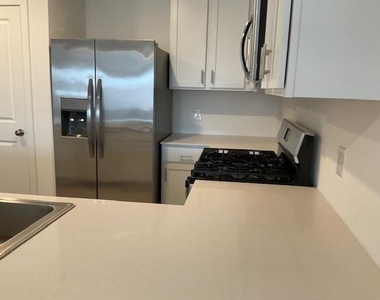 1627 Birch Wood Drive - Photo Thumbnail 8