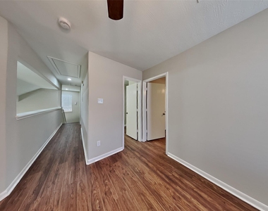 20515 Rustic Rail Court - Photo Thumbnail 15