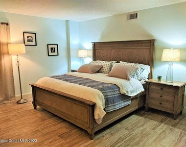 55 N 4th Street - Photo Thumbnail 10