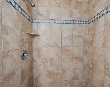 2242 Indian Avenue S - Photo Thumbnail 14