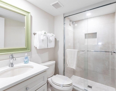 6023 W Peppertree Way - Photo Thumbnail 12