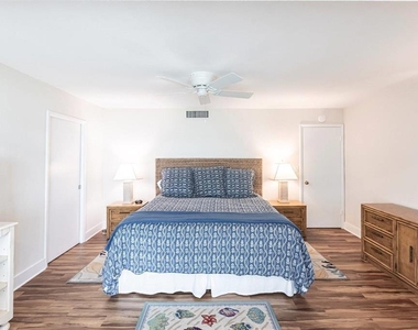 6023 W Peppertree Way - Photo Thumbnail 14