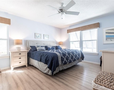 6026 E Peppertree Way - Photo Thumbnail 12
