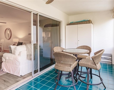 1200 E Peppertree Lane - Photo Thumbnail 27
