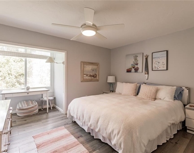 1200 E Peppertree Lane - Photo Thumbnail 19