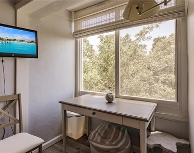 1200 E Peppertree Lane - Photo Thumbnail 22