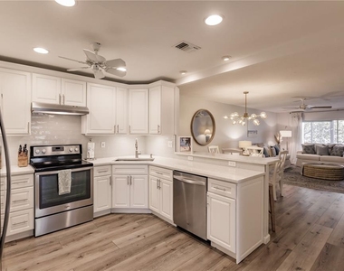 1200 E Peppertree Lane - Photo Thumbnail 4