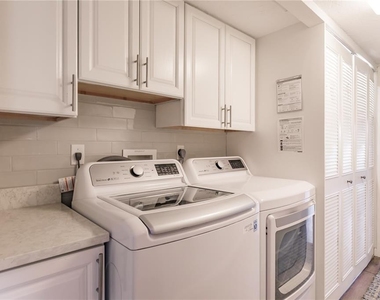 1200 E Peppertree Lane - Photo Thumbnail 24