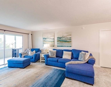 1200 E Peppertree Lane - Photo Thumbnail 2