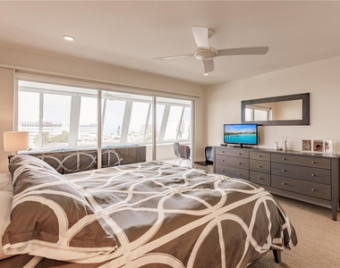 1200 E Peppertree Lane - Photo Thumbnail 15