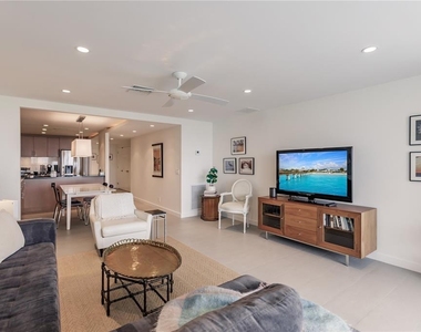 1200 E Peppertree Lane - Photo Thumbnail 13